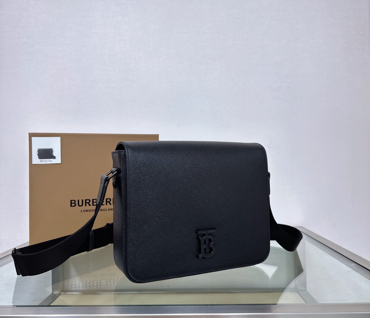 Burberry Small Alfred Leather Messenger Bag | Black |