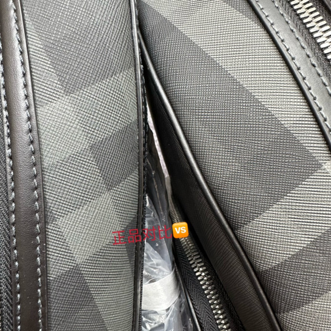 BURBERRY  03719