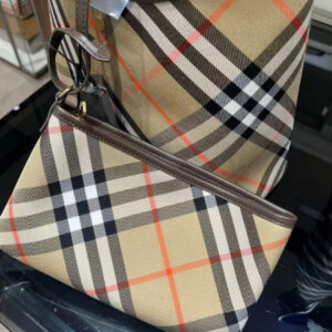 BURBERRY  03849