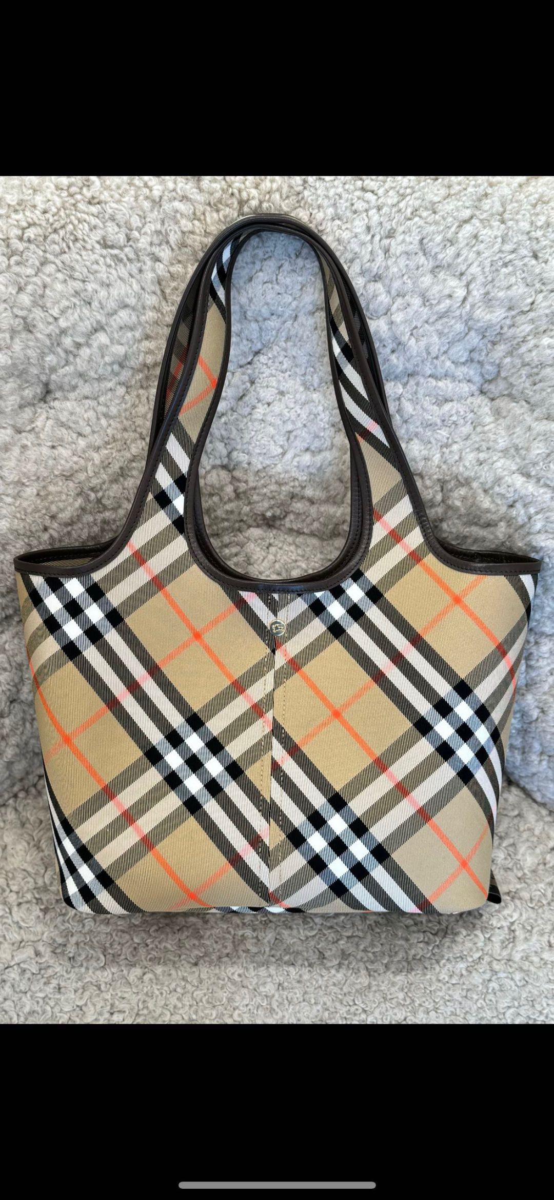 Burberry Women’s Dot Tote Bag SM EW 8094685 121311894 |