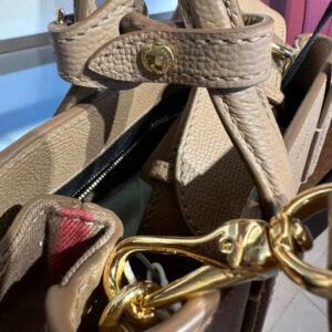 BURBERRY  04139