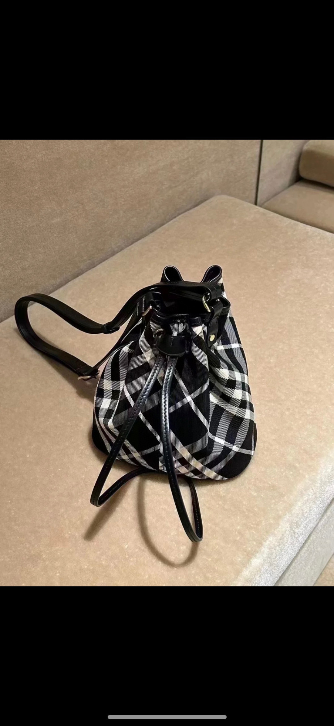 Burberry Burberry Check Pattern Black Drawstring Clutch Bag Women