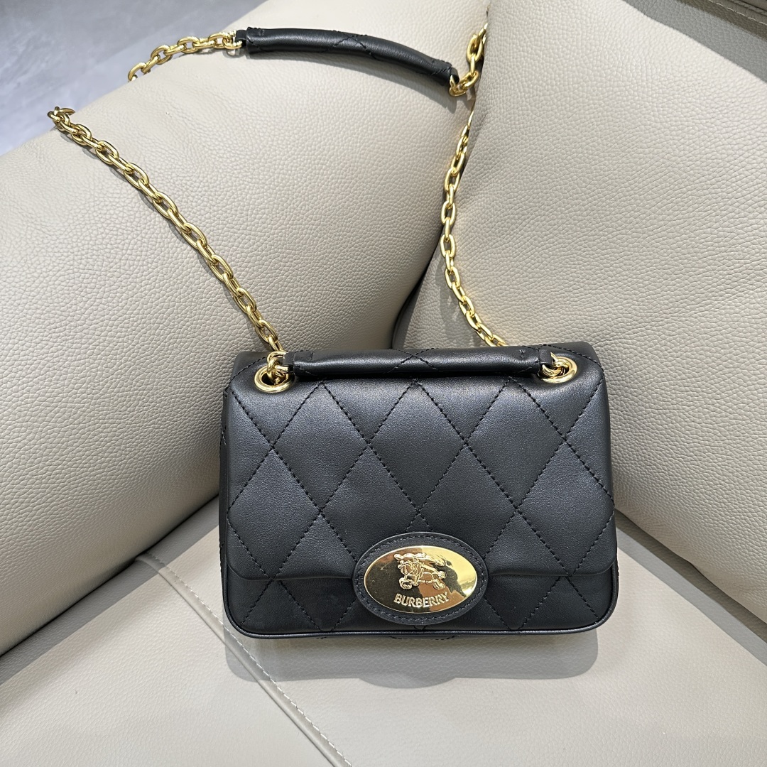 BURBERRY  04499