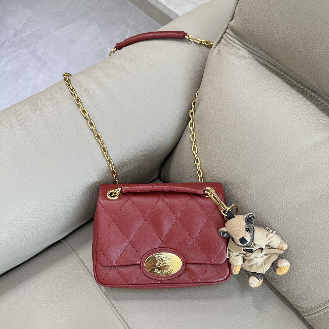 BURBERRY   Medium Strand Bag​ in Punnet – Women, Leather | Burberry