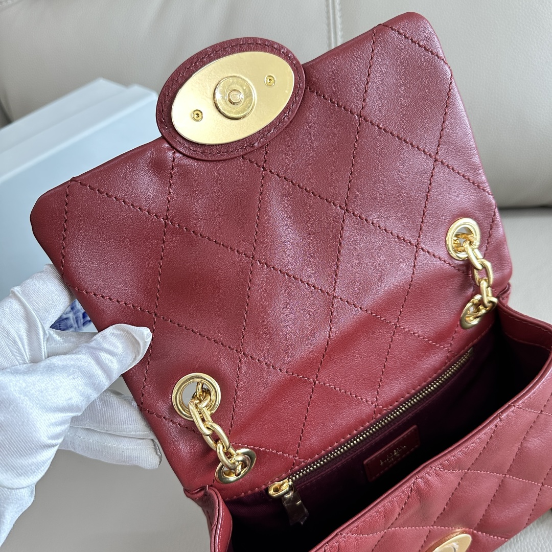BURBERRY  04511