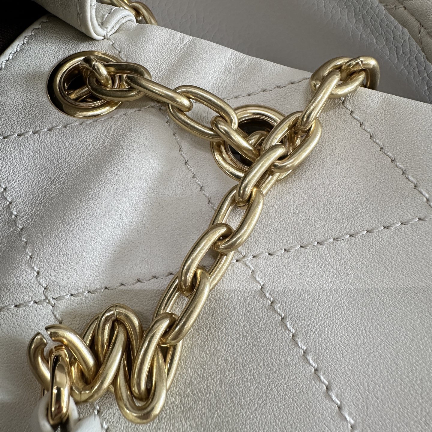 BURBERRY  04549