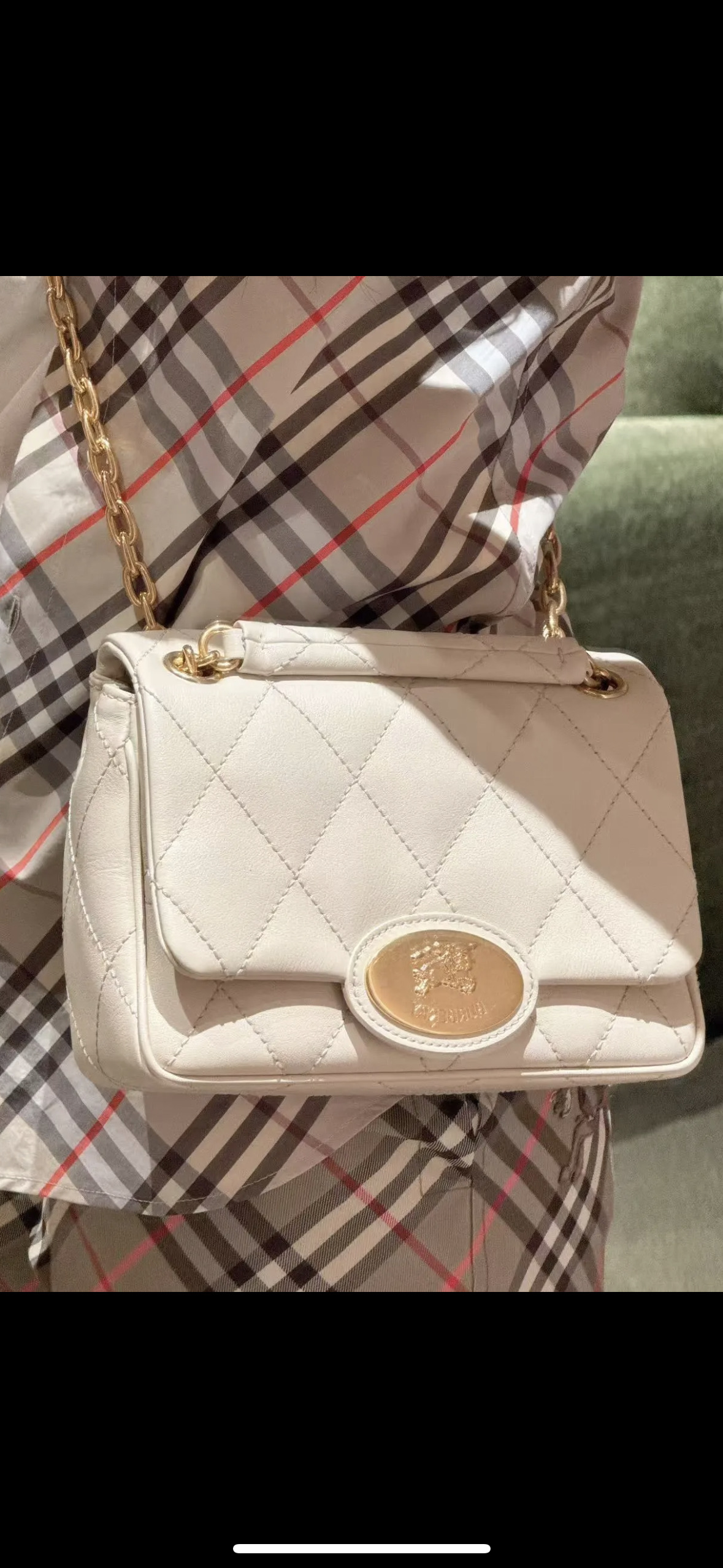 Burberry Strand Clutch Bag | White  BURBERRY  04579