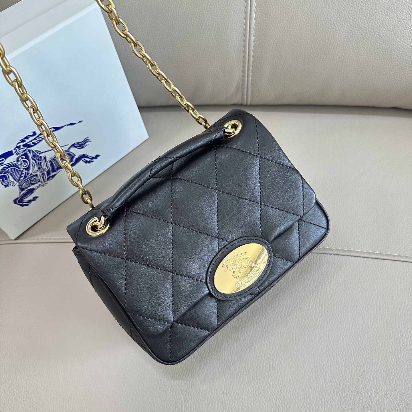 Burberry Embellished quilted leather shoulder bag Black |