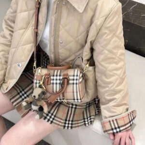 BURBERRY  047911