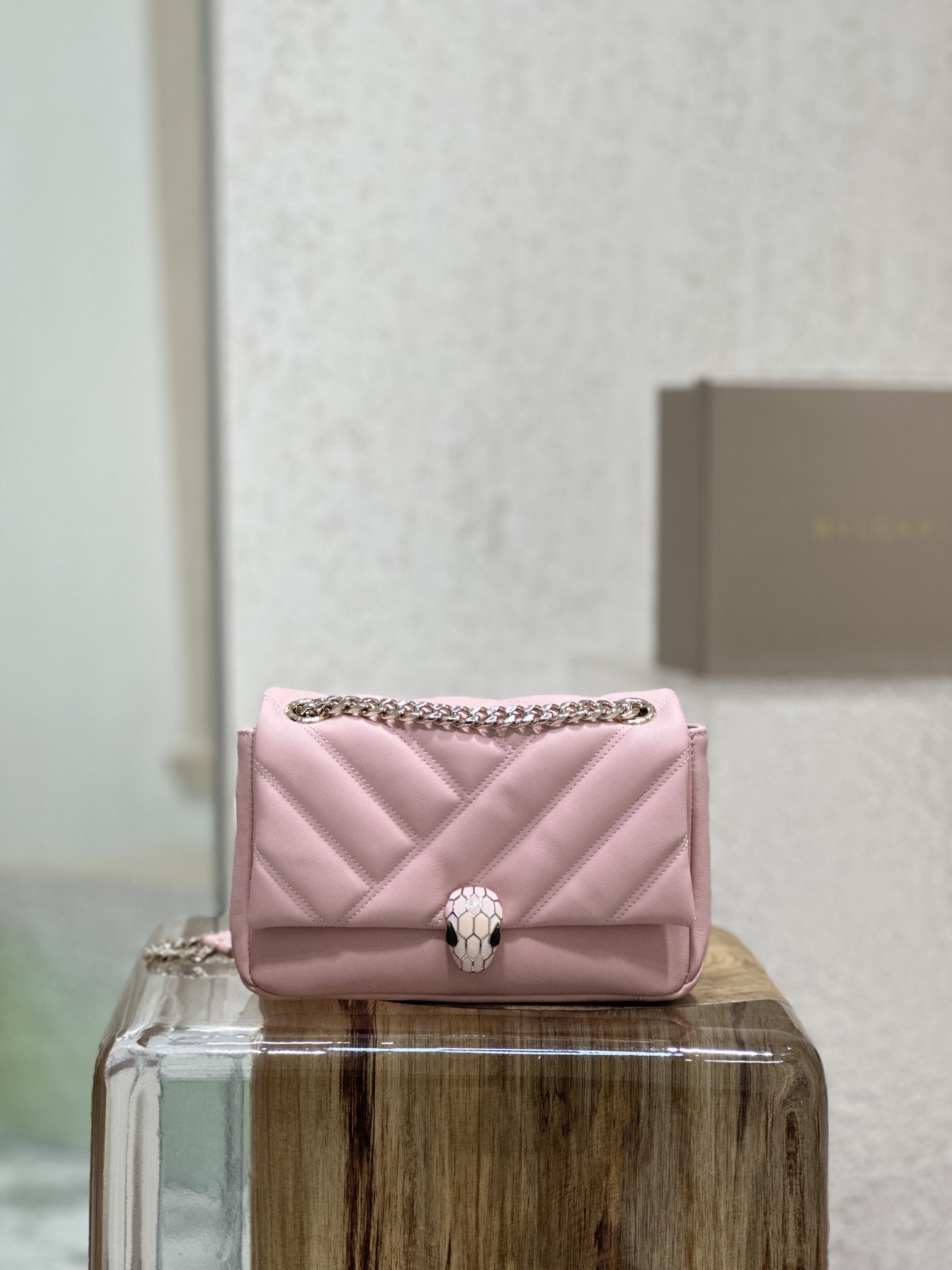 Bvlgari Leather Matelasse Serpenti Cabochon – Pink Bvlgari  00299