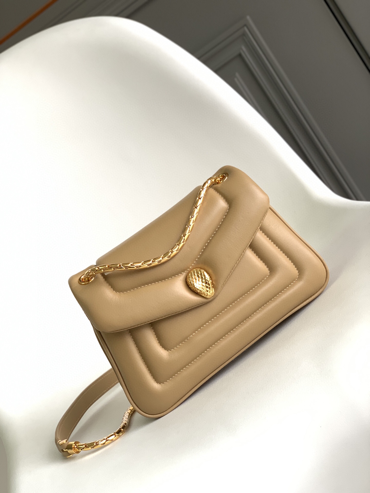 Bulgari BVLGARI Serpenti 292414 SHOUDER BAG AMBER COLOR Beige Leather – Bvlgari 0499