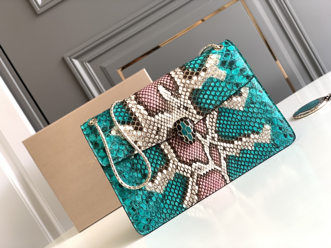 Bvlgari Present Spring/Summer 2020 Accessories