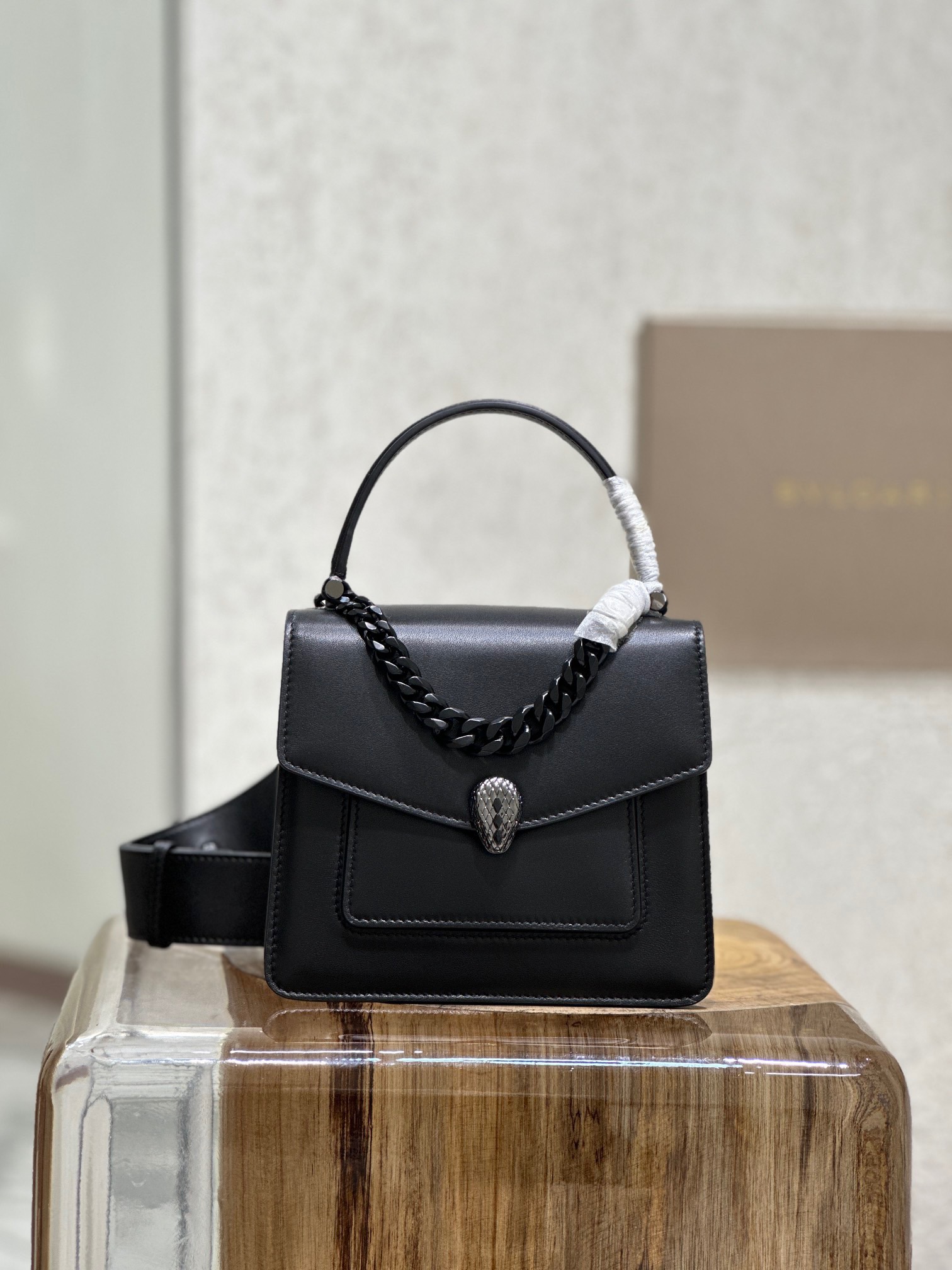 bag BULGARI SERPENTI FOREVER SHEEPSKIN BLACK Bvlgari 5298