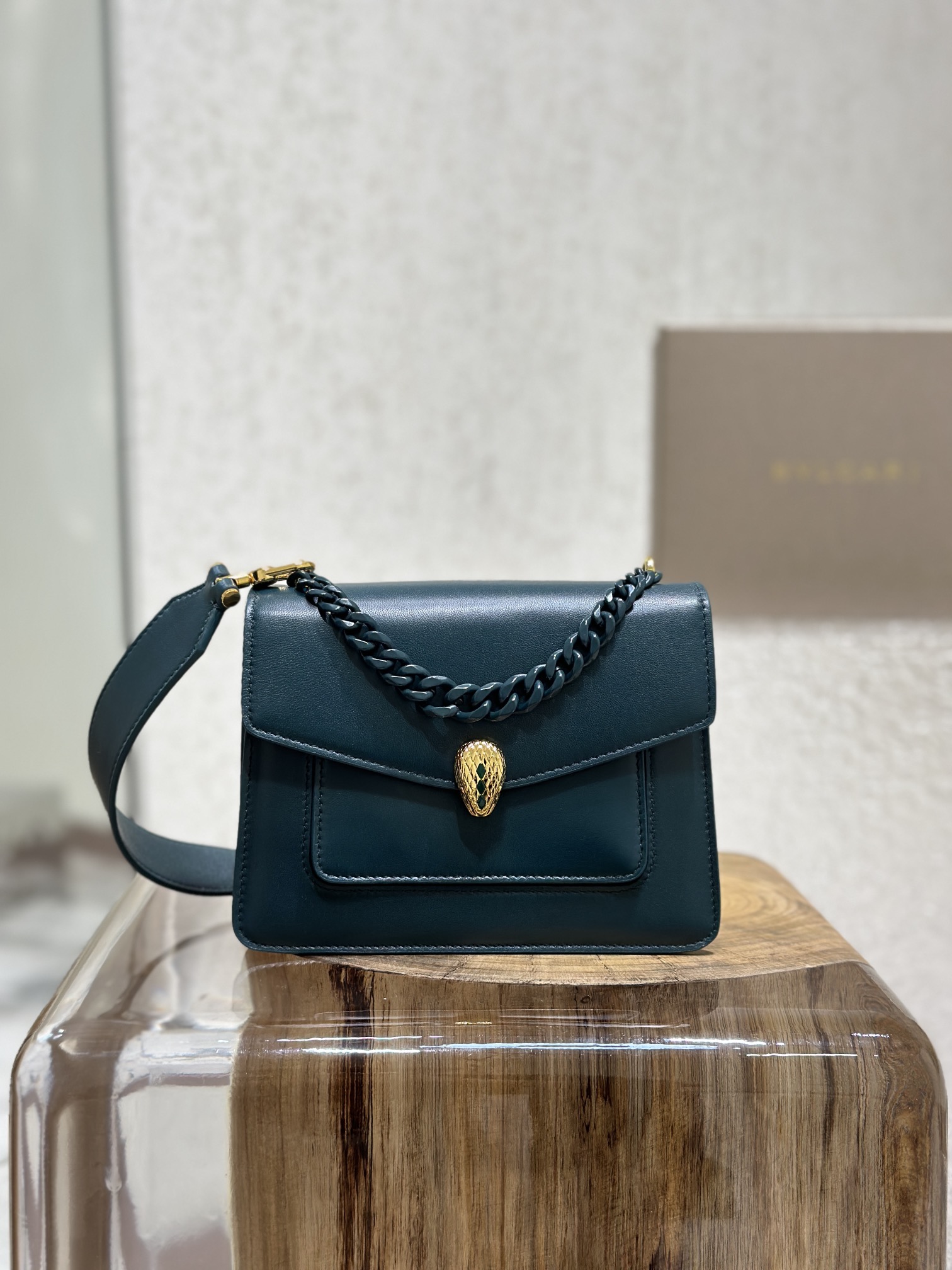BULGARI Nappa Monochrome Serpenti Forever Maxi Chain