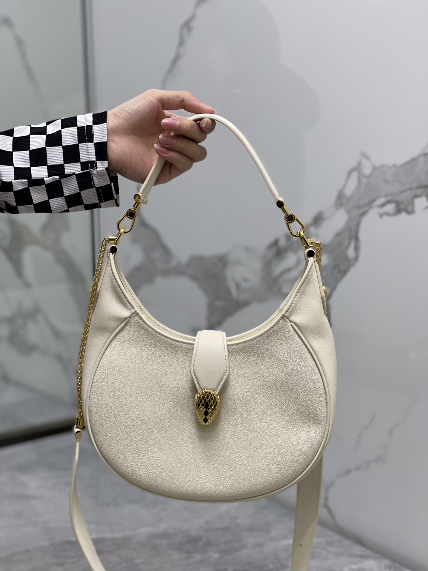 Bulgari Bvlgari Serpenti Leather Shoulder Bag Cream