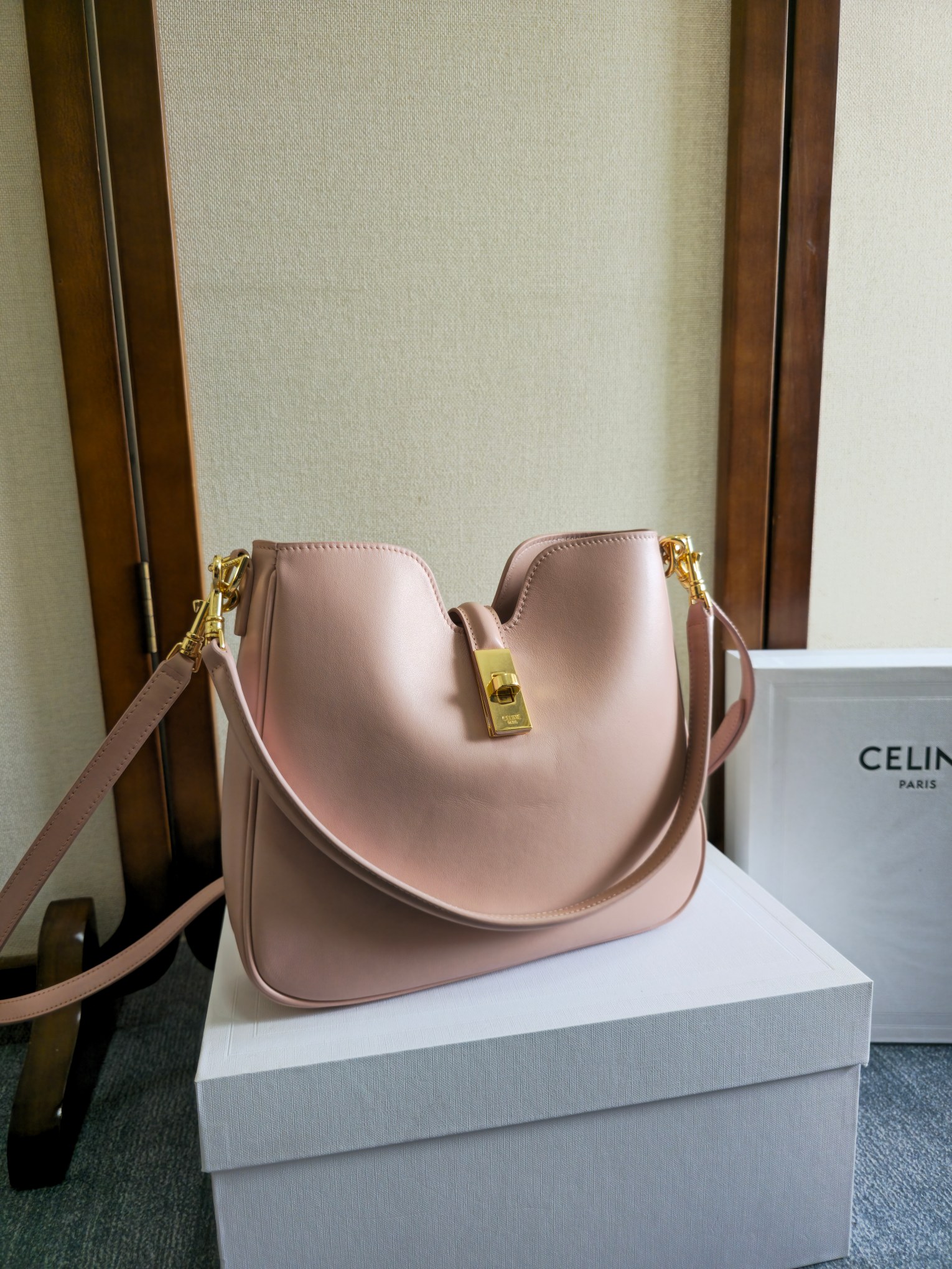 Celine SMALL CAMILLE 16 SOFT BAG IN SMOOTH CALFSKIN – Soft pink