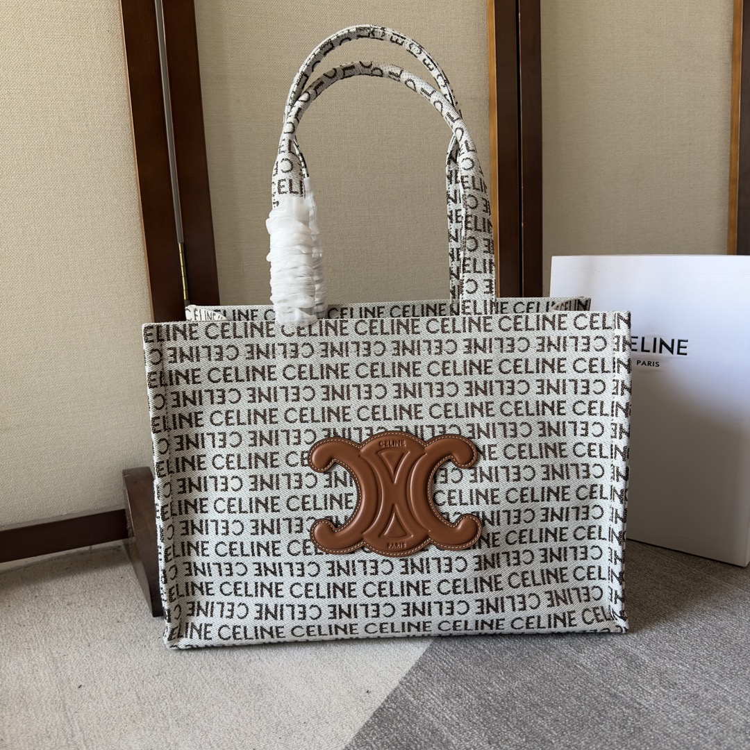 CELINE  Céline Pre-Owned 2021-2025 Large Triomphe Cabas Thais All