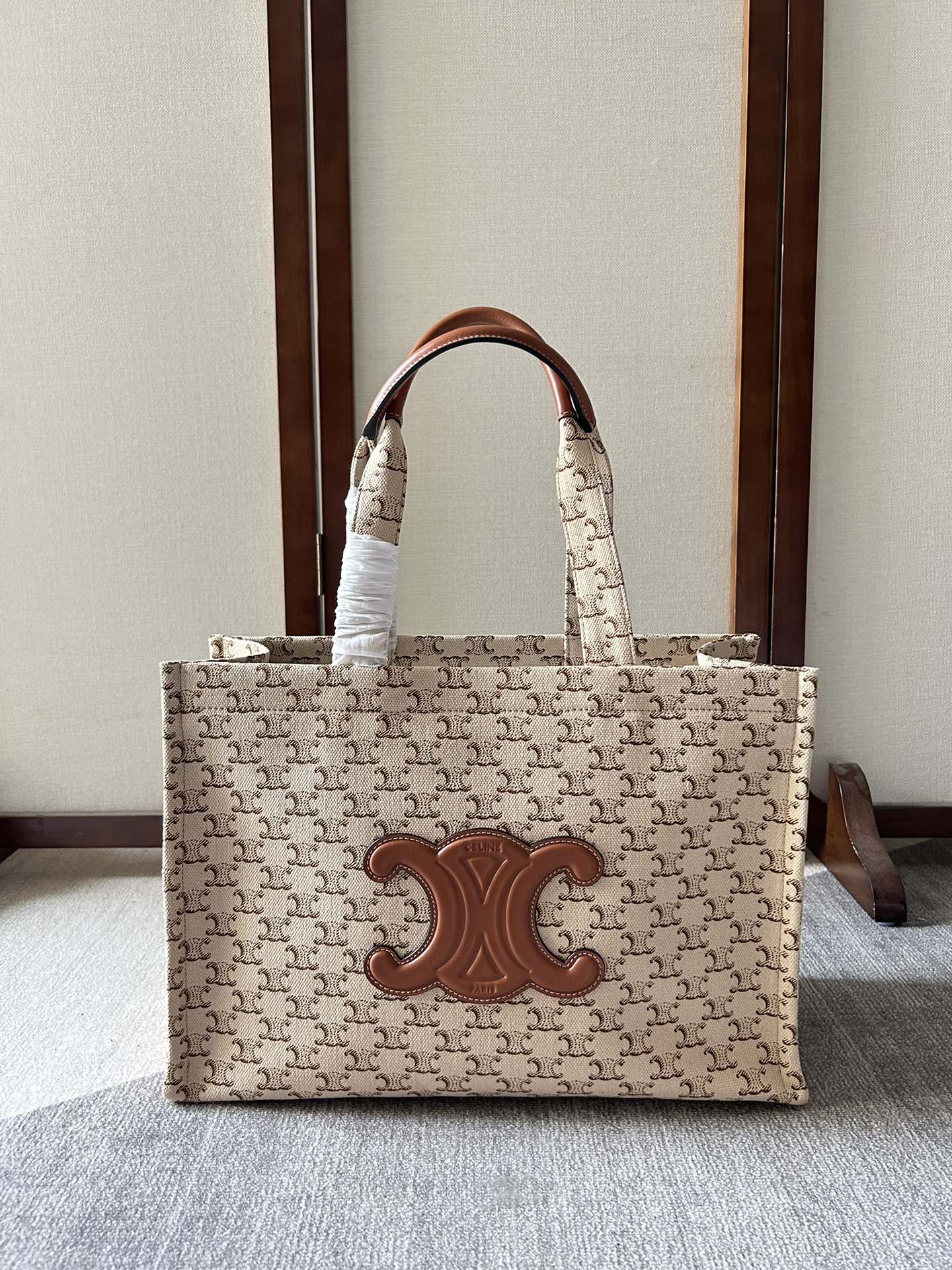 Celine 2020 Medium Cabas de France Tote – Neutrals Totes,