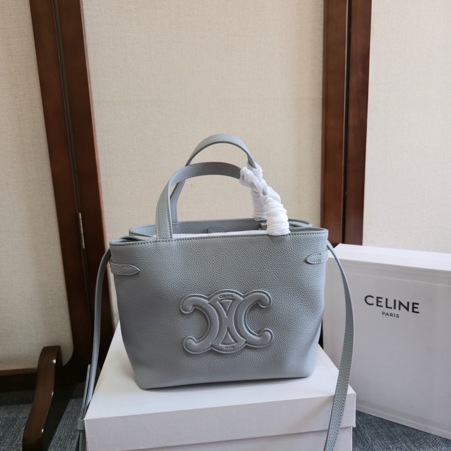 Celine MEDIUM CABAS ANAÏS CUIR TRIOMPHE in Grained calfskin gray