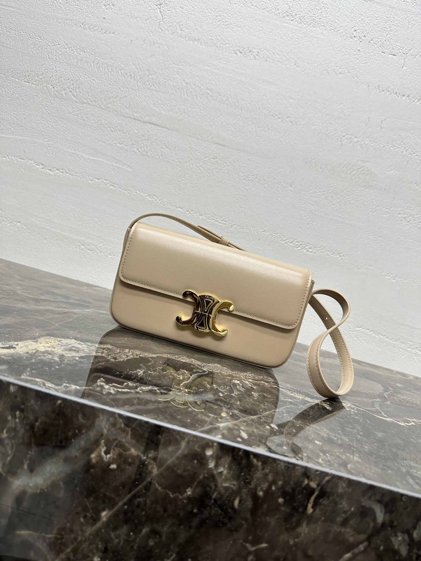 CELINE SHOULDER BAG CLAUDE IN SHINY CALFSKIN PAMPA 194143BF4.02PP –
