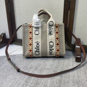 Chloé Small Woody Logo Strap Linen Tote