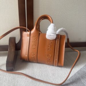 Chloe Woody Small CHC23US397I60247 Tote bag | eBay