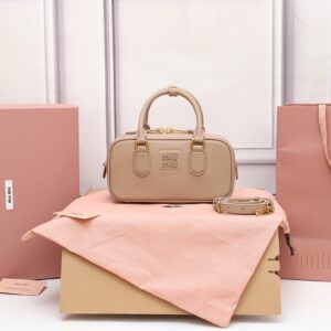 Miu Miu Arcadie Leather Bag In Cameo