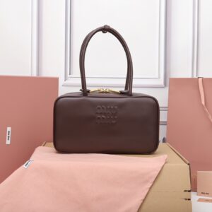 Miu Miu Beau logo-debossed Leather Bag | Brown |