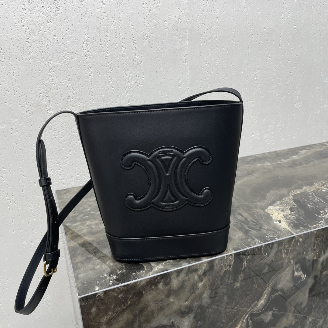 CELINE Smooth Calfskin Small Cuir Triomphe Bucket Bag Black
