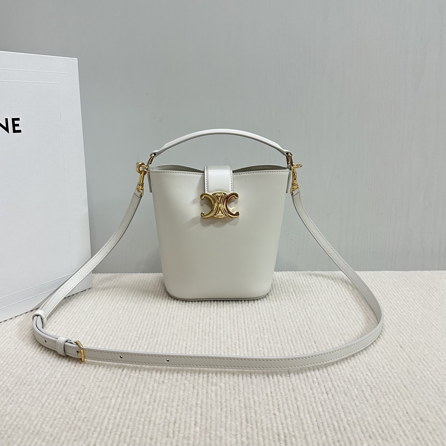 CELINE0 SMALL BUCKET LOUISE IN SMOOTH CALFSKIN – RICE