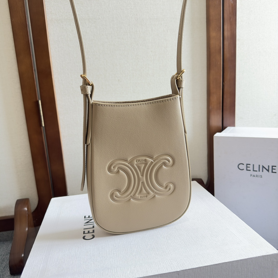Celine PHONE POUCH HELOISE IN SUPPLE CALFSKIN – CAPPUCCINO | CELINE
