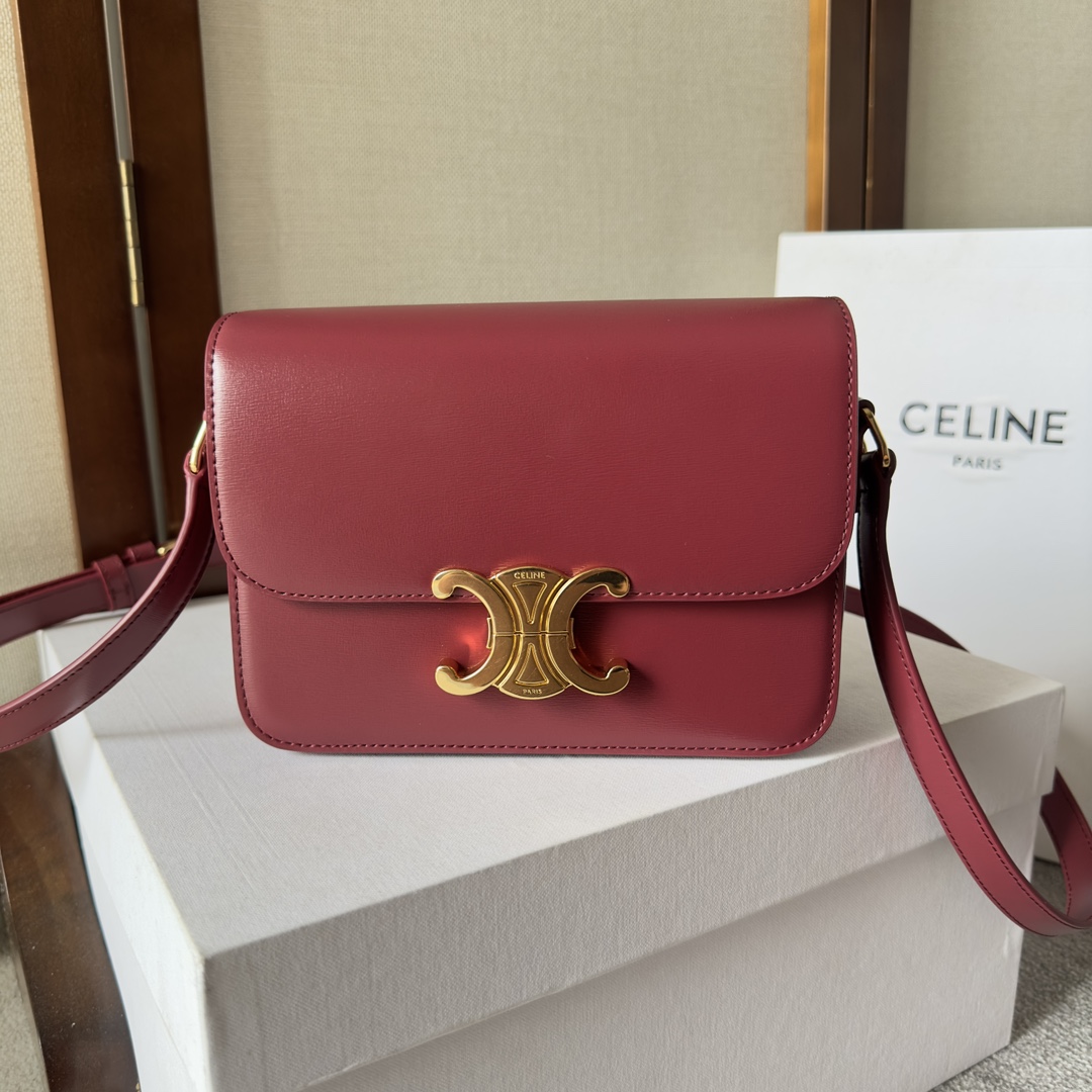 Céline Pre-Owned Triomphe Teen Shoulder Bag | Red |