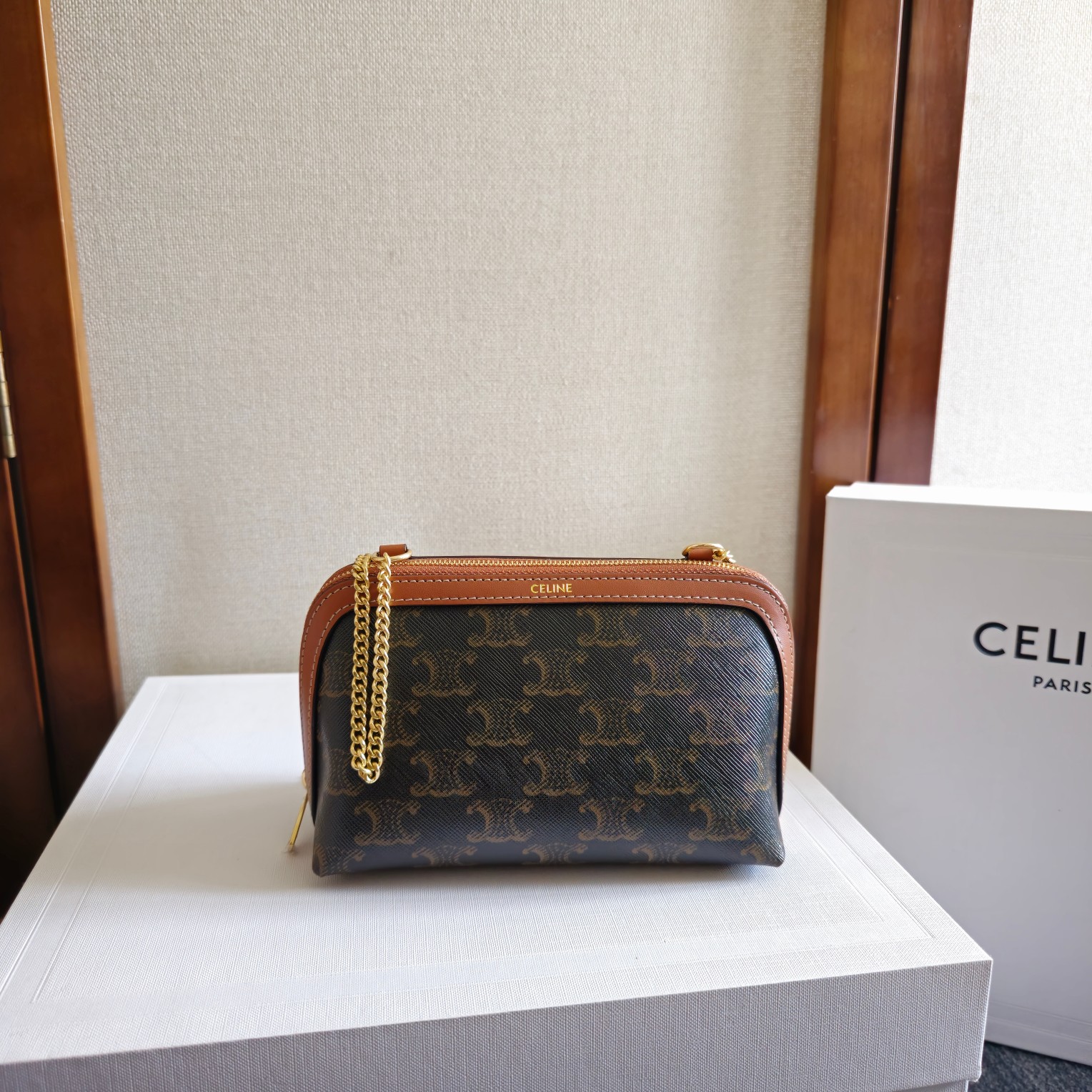 Celine Clutch on Chain Cuir triomphe IN Triomphe canvas and Lambskin – Tan | CELINE