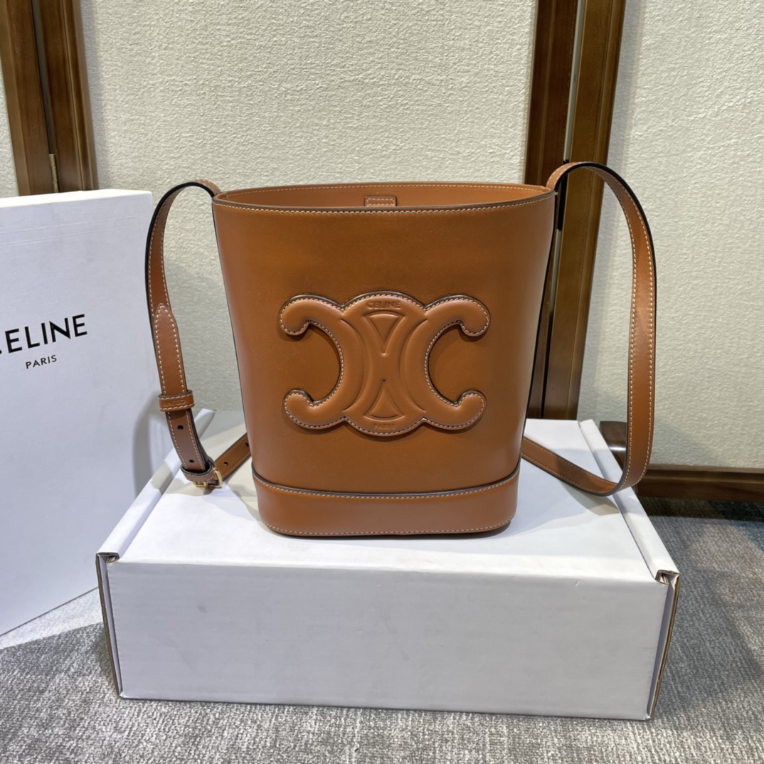Celine | Bags | Auth Celine Small Bucket Cuil Triomphe Womens Leather Shoulder Bag Brown |
