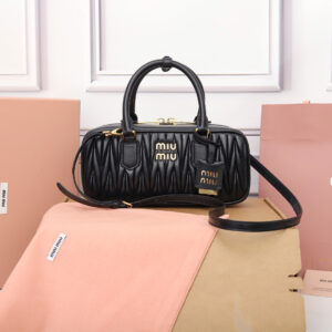 Miu Miu Lamb Leather Handbag Women In Black |