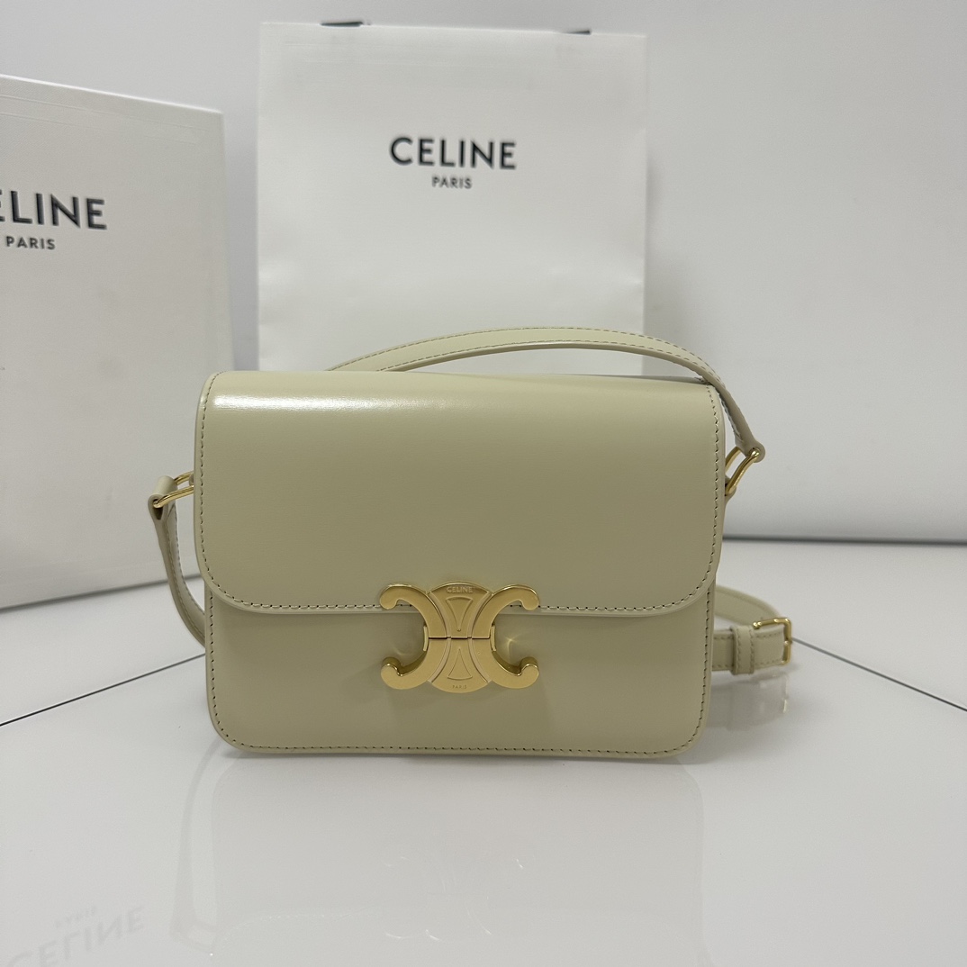 Celine 2023 Teen Triomphe Bag – Green Shoulder Bags