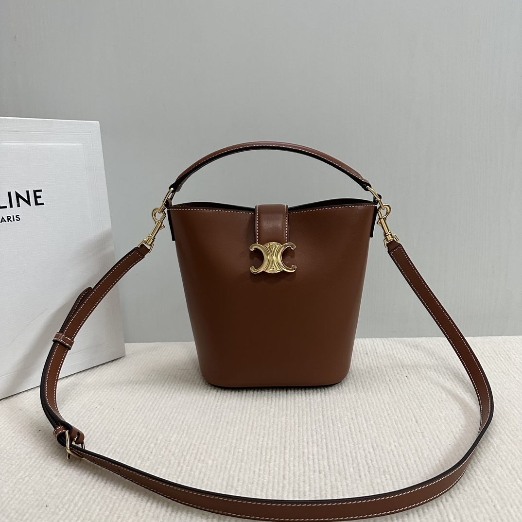 Celine SMALL BUCKET LOUISE IN SMOOTH CALFSKIN – TAN |