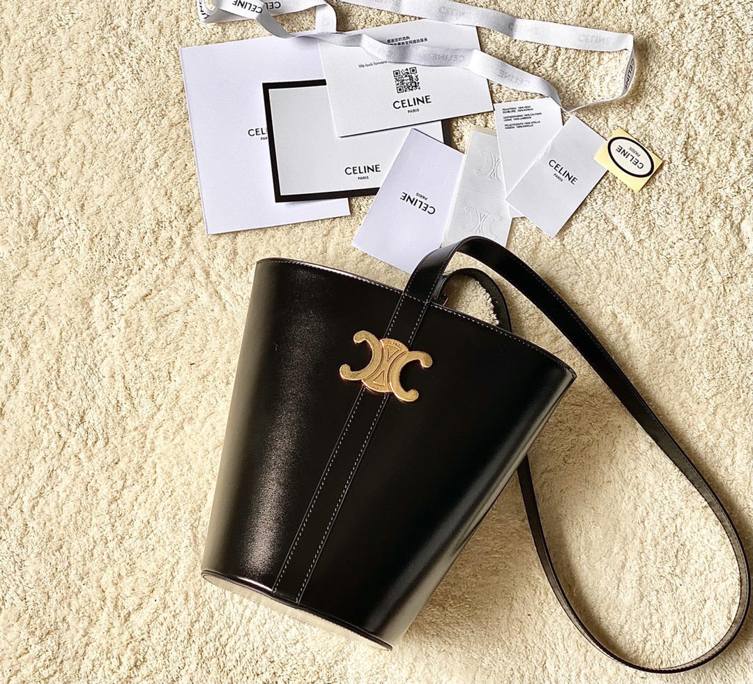 CELINE Shiny Calfskin Triomphe Bucket Bag Black 1208595