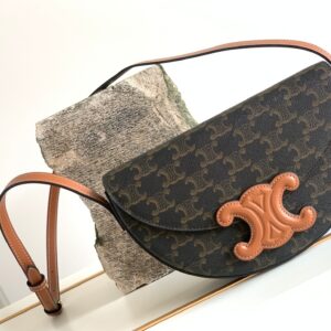 CELINE Calfskin Triomphe Canvas Besace Tan 1202772 | FASHION