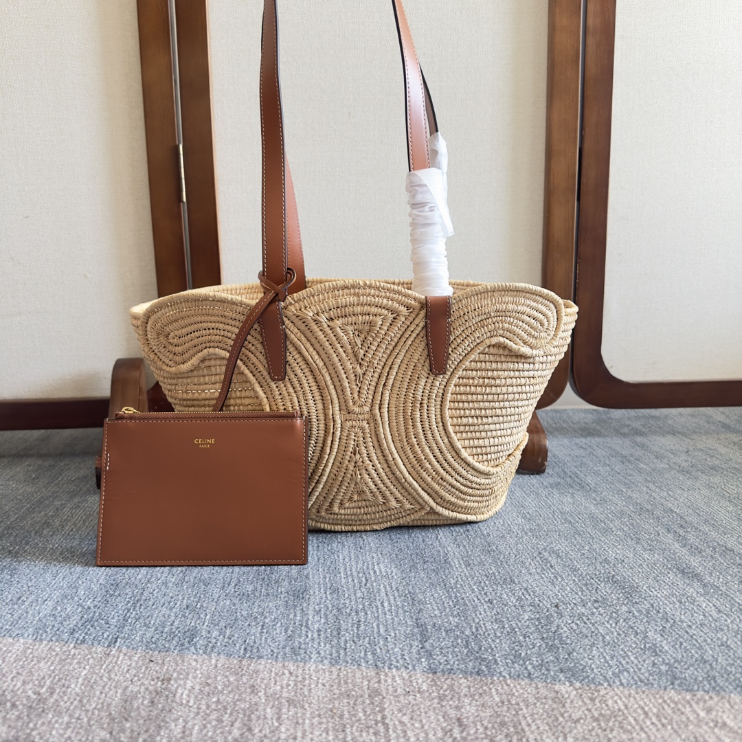CELINE Braided Raffia Calfskin Triomphe Small Panier Tan