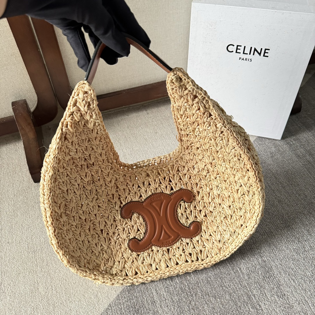 CELINE Triomphe handbag Celine Beige in Wicker – 43305546