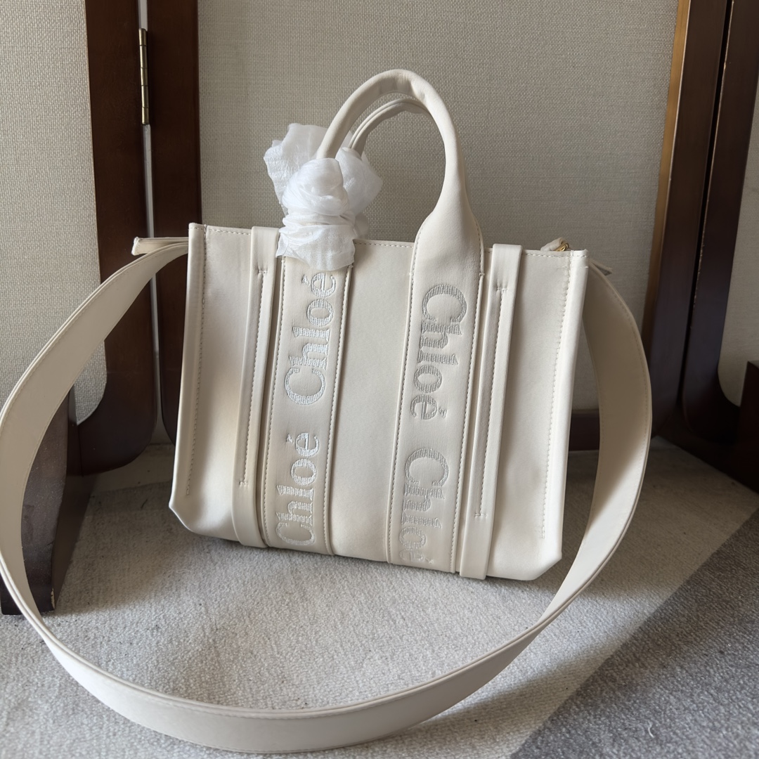 Chloé Chloé Mini Woody Tote Bag | Chloé FI