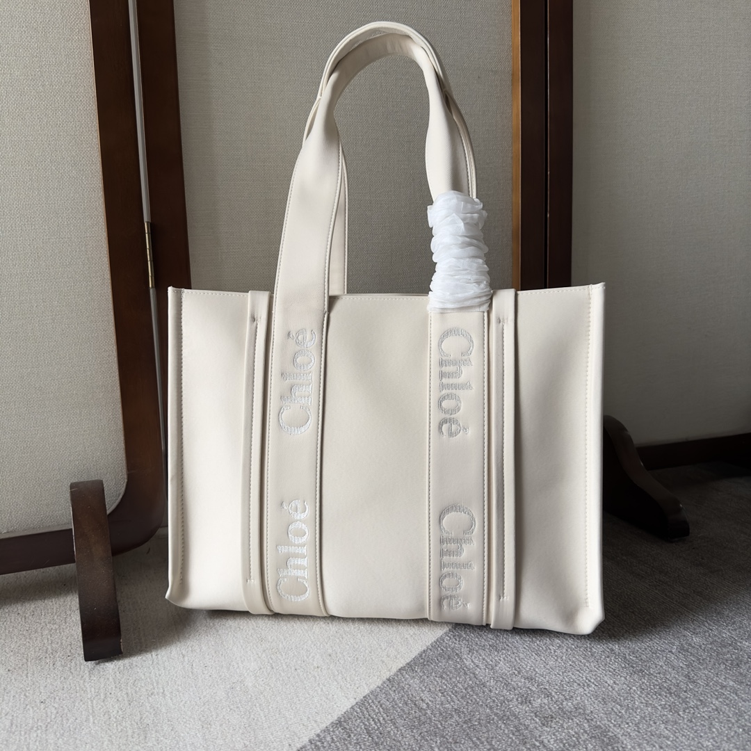 Chloé Woody Large Leather Tote Bag In Wild Grey