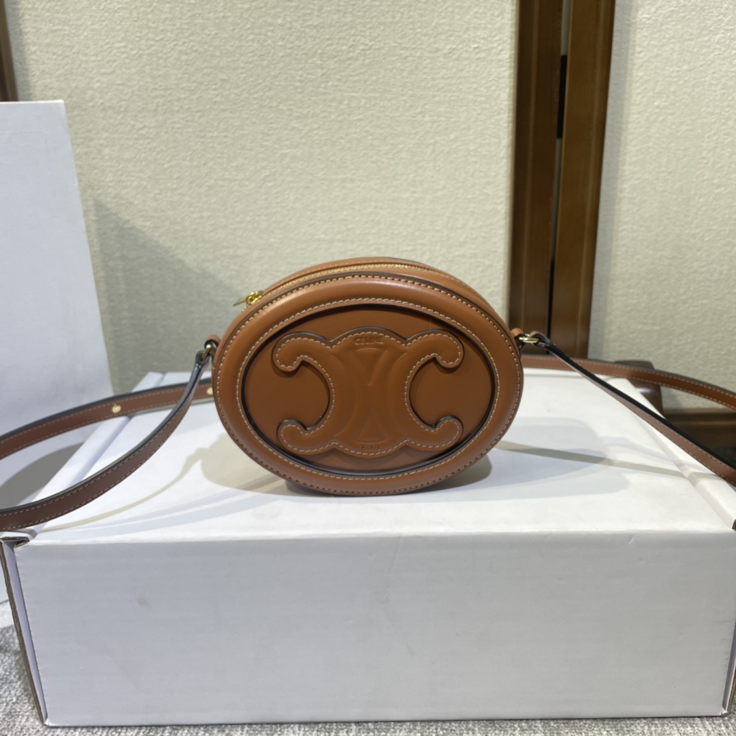 Celine Crossbody Oval Purse Cuile Triomphe 198603 Calf Leather Tan Shoulder Bag |