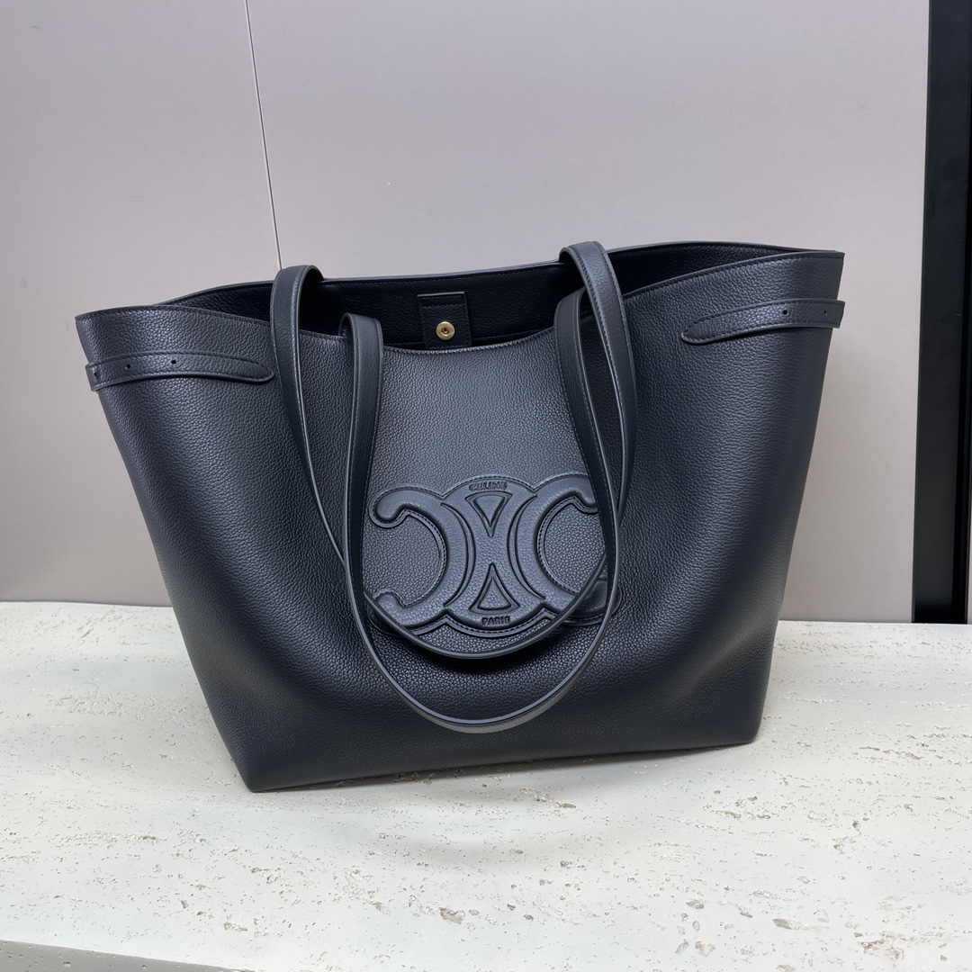 Celine MEDIUM CABAS ANAÏS CUIR TRIOMPHE IN Grained calfskin –