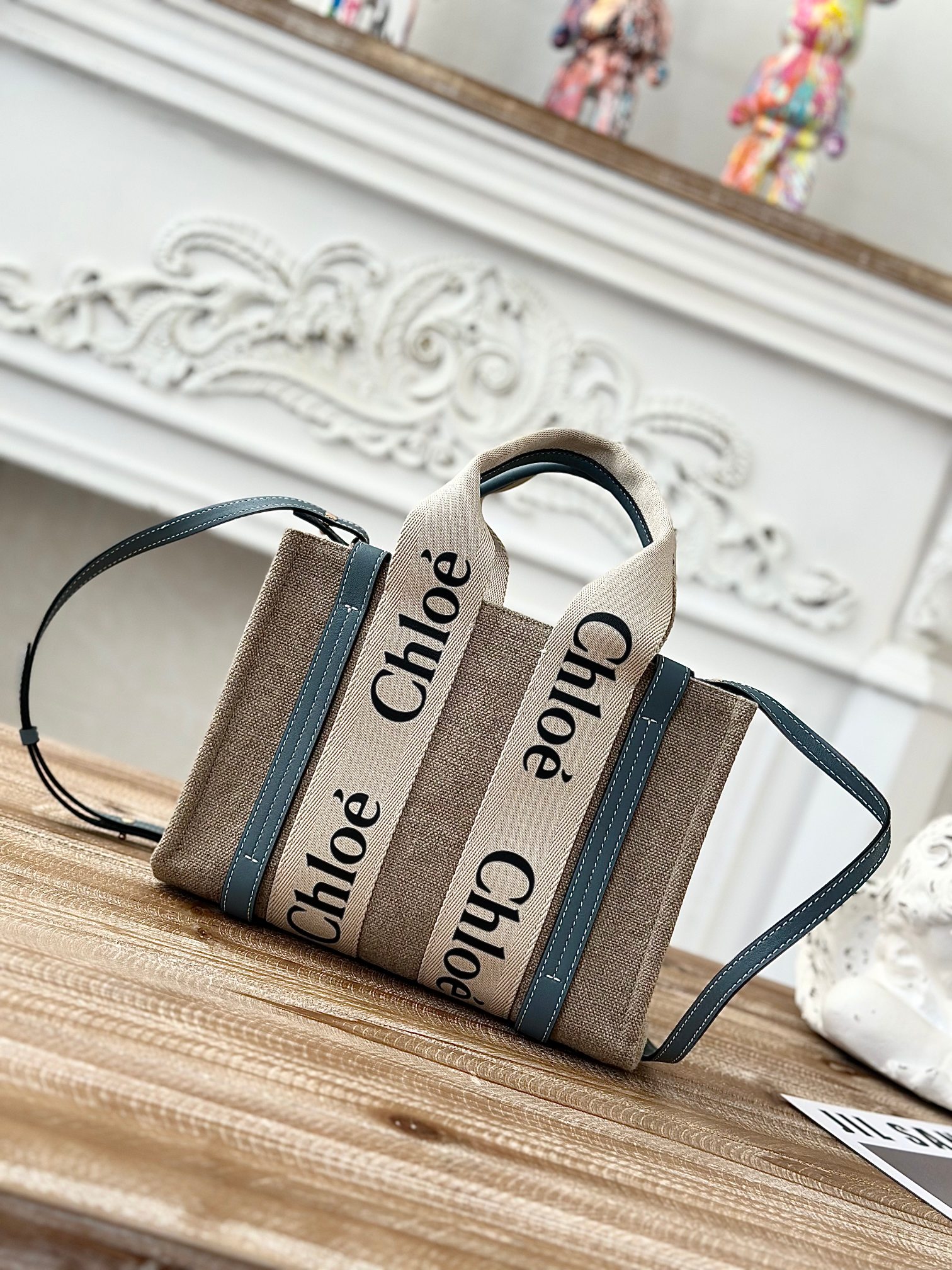 Chloé BEIGE AND BLUE LINEN MINI WOODY SHOULDER BAG |