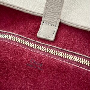Chloé 01189