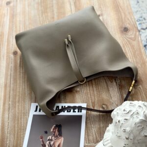 Chloé 01199