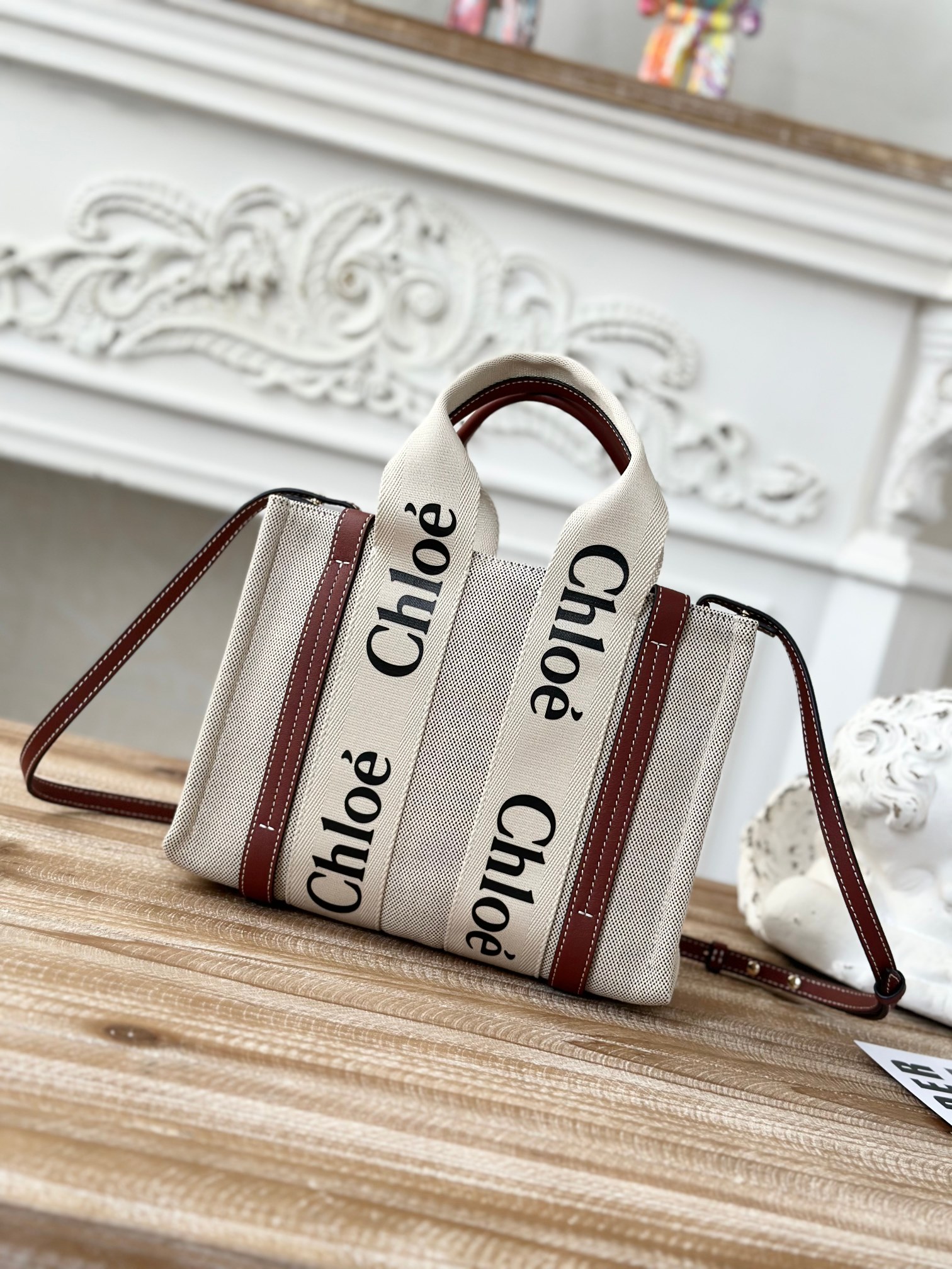 Chloé Mini Woody Tote Bag In Linen in White – Brown | Chloé