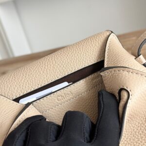 Chloé 02189